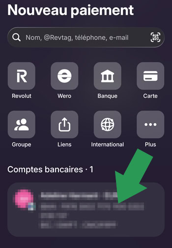 Le bénéficiaire Revolut enregistré apparaît dans la liste de vos destinataires