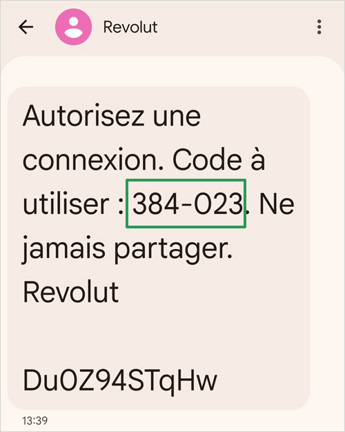 Réception du code Revolut par SMS pour valider l'ouverture de compte